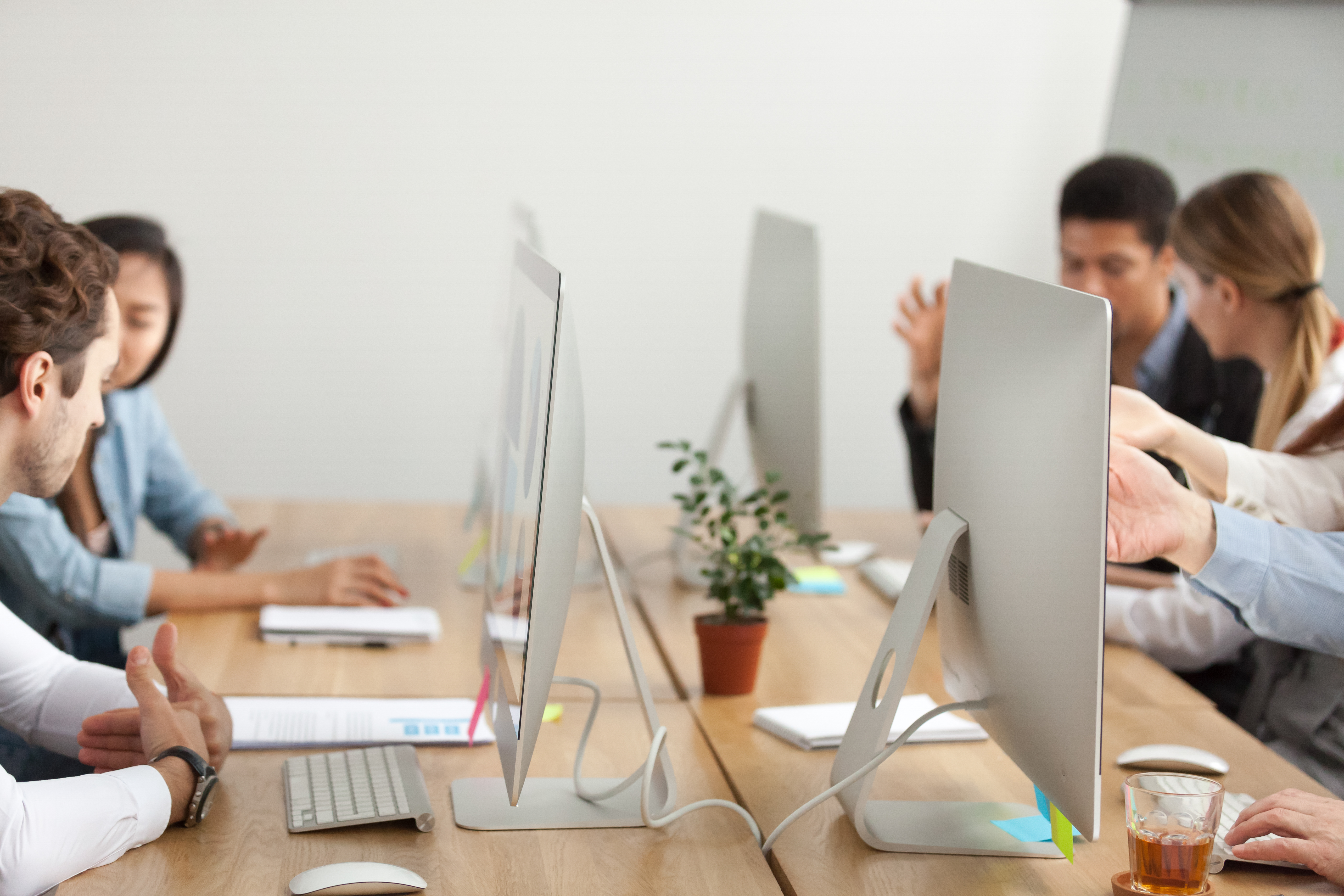 como investir em um coworking